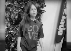 "Врачи до сих пор не сказали, что случилось на самом деле": 11-летняя актриса Netflix умерла после 13 остановок сердца
