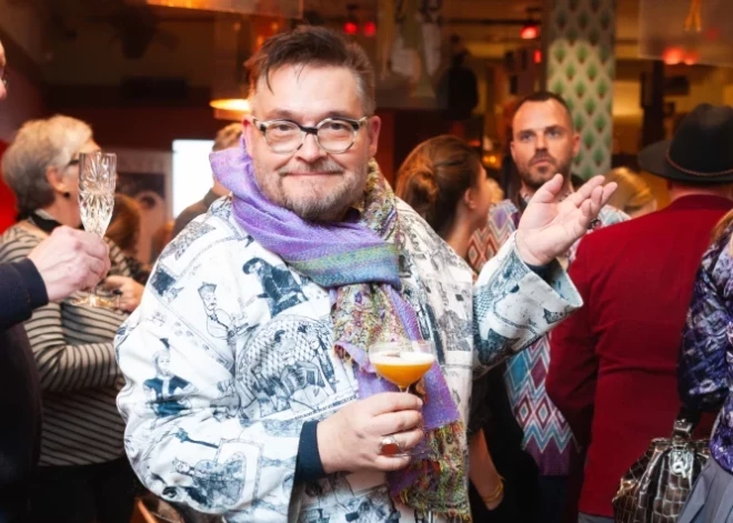 "Pirmajā kanālā bija daudz draugu, bet tad..." Modes vēsturnieks Aleksandrs Vasiļjevs par dzīvi pēc aizbraukšanas no Krievijas