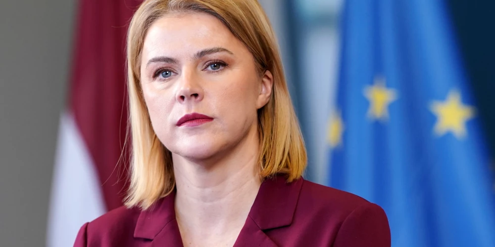 Ministru prezidente Evika Siliņa sola neapstāsies pie sasniegtā birokrātijas mazināšanā.