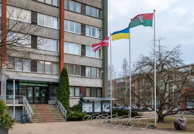 Uz Olaines novada domes 15 deputātu vietām pretendē 76 kandidāti no astoņiem sarakstiem.
