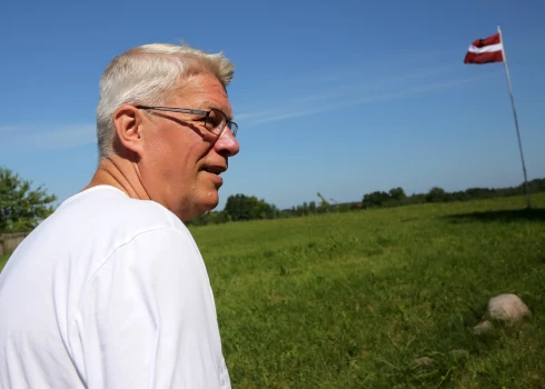 Eksprezidents Valdis Zatlers savās lauku mājās.