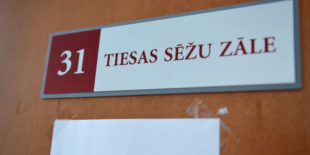 Cietušajai nodarītas paliekošas veselības problēmas, tostarp viņai piešķirta trešās grupas invaliditāte.
