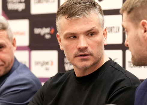 FK "Metta" galvenais treneris Andris Riherts uzskata, ka medijs esot necienīgi izturējies pret futbolu.