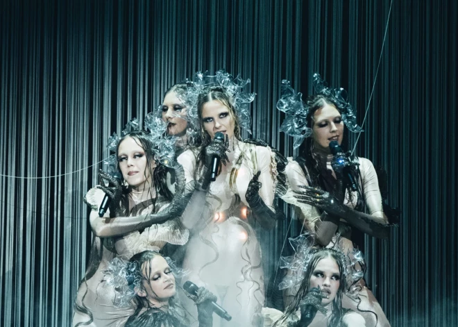 FOTO: “Tautumeitas” aizvadījušas pirmo mēģinājumu uz "Eirovīzijas" skatuves