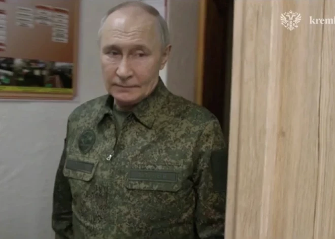 Putins savu izsludināto trīs dienu pamieru sāk ar triecieniem Ukrainas piefrontes rajoniem