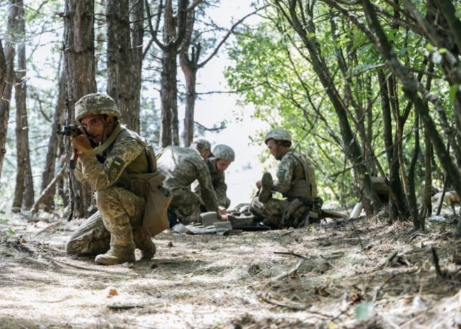В Украине заявили, что несмотря на объявленное Москвой перемирие, армия РФ продолжает атаковать
