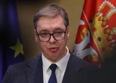 Serbijas prezidents paskaidro, kāpēc ielidojis Maskavā, neskatoties ne uz ko