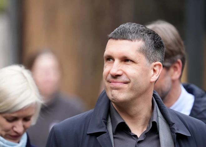 "Latvenergo" valdes priekšsēdētājam Čakstem algā izmaksāti vairāk nekā 200 tūkstoši eiro