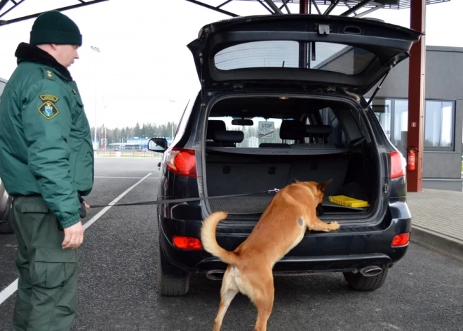 Aizvadītajā dienā teju 80 cilvēku centās nelegāli šķērsot valsts robežu