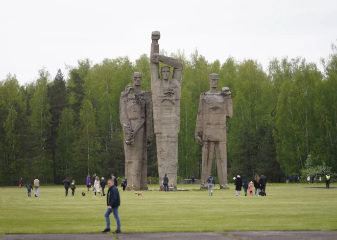 Ruks: Konstatēti pirmie pārkāpumi saistībā ar 9. maiju