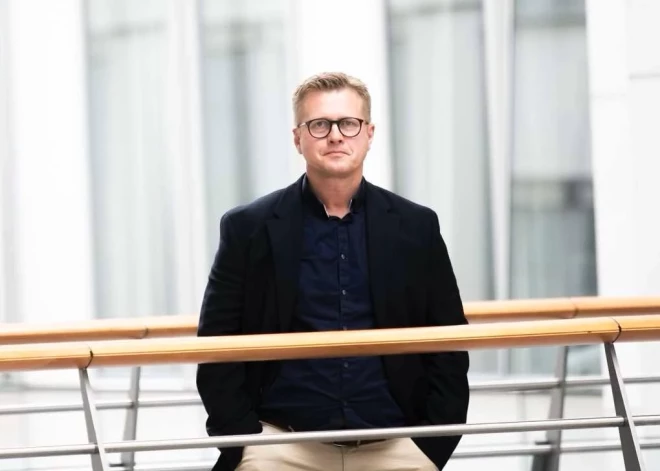 Pūpols nav pārkāpis aģitācijas likumu, veidojot ziņu sižetus sociālajos tīklos