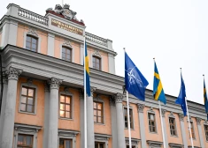 Zviedrijas jaunieceltais nacionālās drošības padomnieks atkāpjas no amata "Grindr" foto skandāla dēļ 