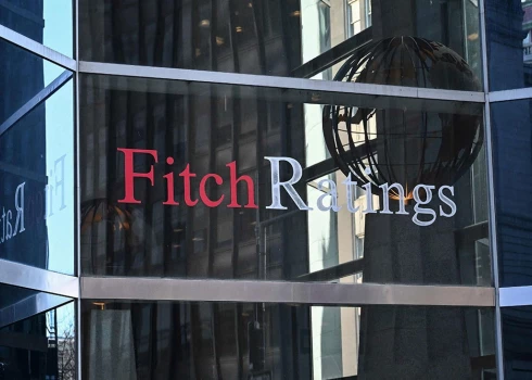 Starptautiskā reitingu aģentūra "Fitch Ratings".