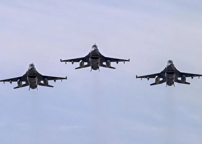 Pakistāna paziņo par plaša mēroga militāro operāciju pret Indiju