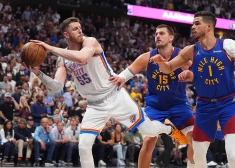 "Nuggets" papildlaikā uzvar "Thunder" un sērijā atjauno vadību; "Cavaliers" izcīna pirmo panākumu pret "Pacers"