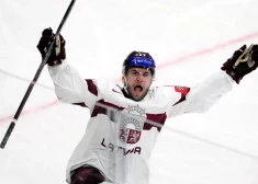 Hokeja kaislības pilnā sparā, Porziņģim mistiskas veselības problēmas. Aizejošā nedēļa sportā