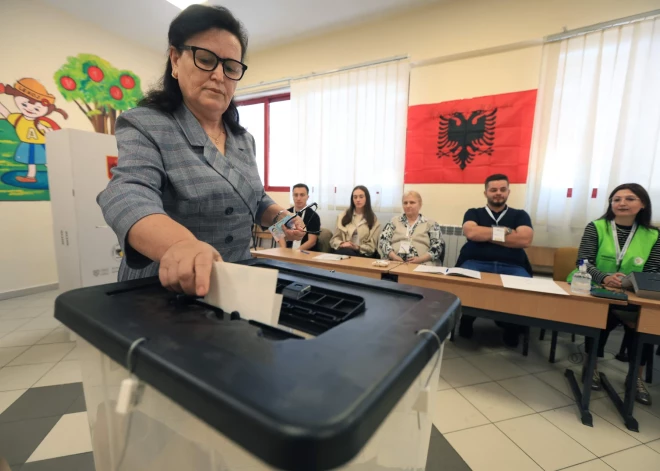 Albānijā notiek parlamenta vēlēšanas