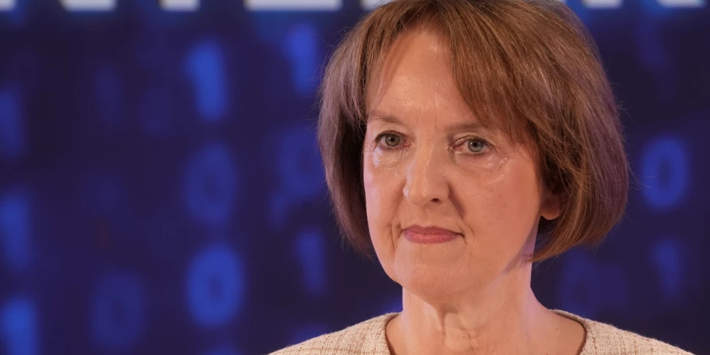 Viedās administrācijas un reģionālās attīstības ministre Inga Bērziņa (JV) pērn guvusi aptuveni 130 000 eiro ienākumus, liecina viņa amatpersonas deklarācija.