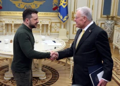 Trampa sūtnis nosaka noteikumus Putinam: vispirms pamiers, pēc tam sarunas
