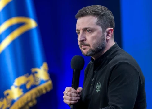 Ukrainas prezidents Volodimirs Zelenskis gatavs tikties ar Putinu.