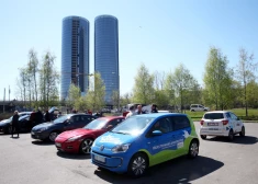 Тысячи водителей в Латвии управляют авто с просроченной медкомиссией.