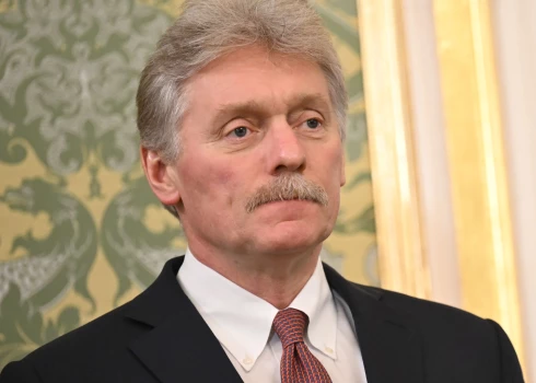 Mēs nevaram pieļaut, ka NATO militārā infrastruktūra atrodas tik tuvu mūsu robežām, sacīja Peskovs.