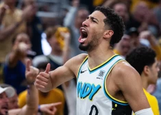 Indiānas "Pacers" tuvojas NBA Austrumu konferences fināla sasniegšanai otro sezonu pēc kārtas, "Thunder" izlīdzina sēriju Denverā