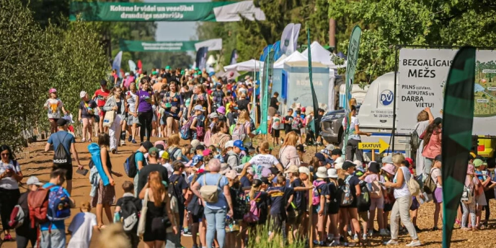 Pērn festivāls pulcēja rekordlielu apmeklētāju skaitu - iepazīt meža nozari Tērvetē bija atbraukuši lieli un mazi interesenti no visas Latvijas!