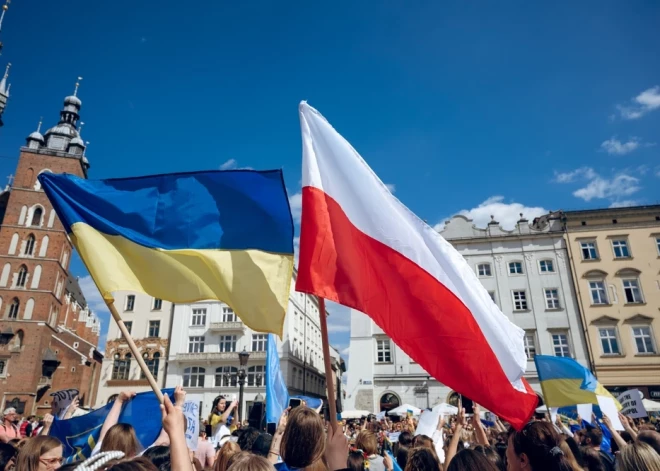"Никто тебя здесь не хочет": в Польше устали помогать украинцам