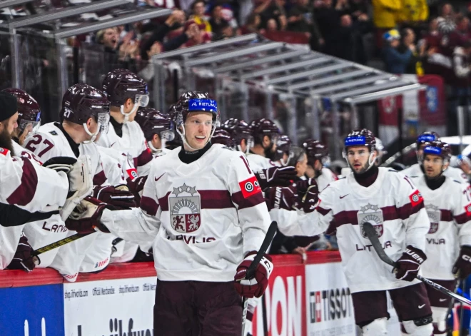 Der tikai uzvara. Latvijas hokeja izlasei svarīga cīņa pret Slovēniju