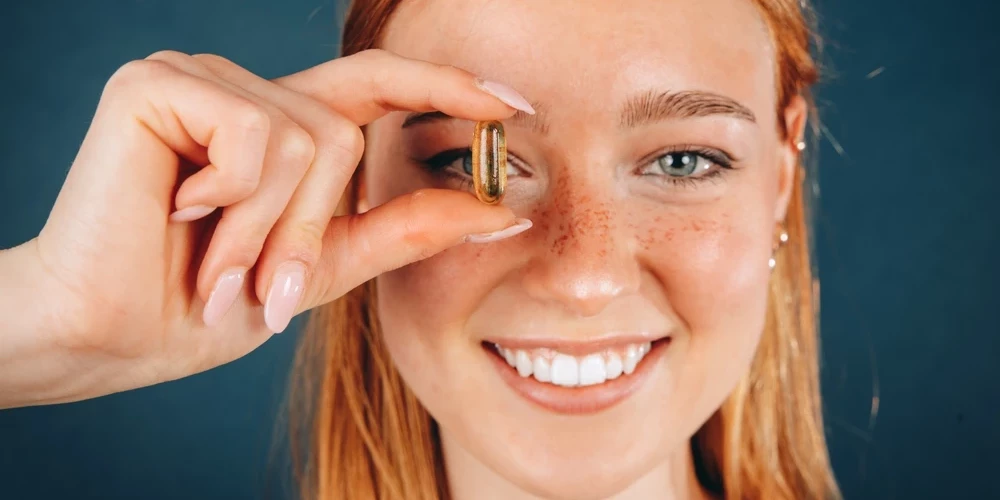 Ķīmijas jomai progresējot, zinātnieki saprata, ka vienkāršas burtu identitātes dažiem jaunatklātajiem savienojumiem nav gluži precīzas, un sāka tos pārklasificēt kategorijās, kas labāk atbilst to lietojumam. Izrādījās, ka F vitamīns patiesībā nav vitamīns. 