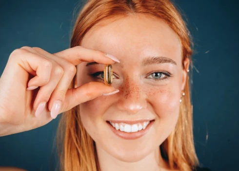 Ķīmijas jomai progresējot, zinātnieki saprata, ka vienkāršas burtu identitātes dažiem jaunatklātajiem savienojumiem nav gluži precīzas, un sāka tos pārklasificēt kategorijās, kas labāk atbilst to lietojumam. Izrādījās, ka F vitamīns patiesībā nav vitamīns.