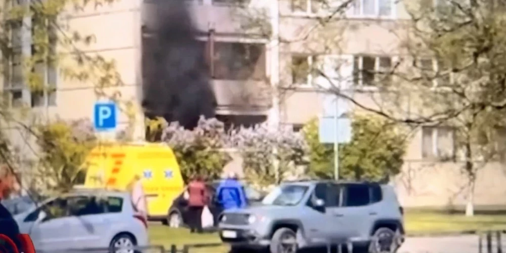 Пожар на лоджии: дом заволокло дымом, ущерб — на тысячи евро.
