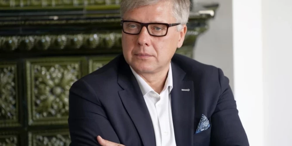 "Это дискриминация и абсурд", - подчеркнул Нил Ушаков.