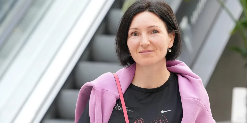 Jeļena Prokopčuka jau reiz stājās uz starta Rīgas maratonā tieši maratona distancē, taču 2019. gadā izstājās. Līdz ar to Jeļena klasisko maratona distanci Rīgas maratonā vēl nav pieveikusi.