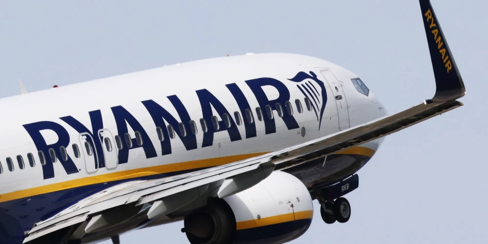 “Ryanair”.