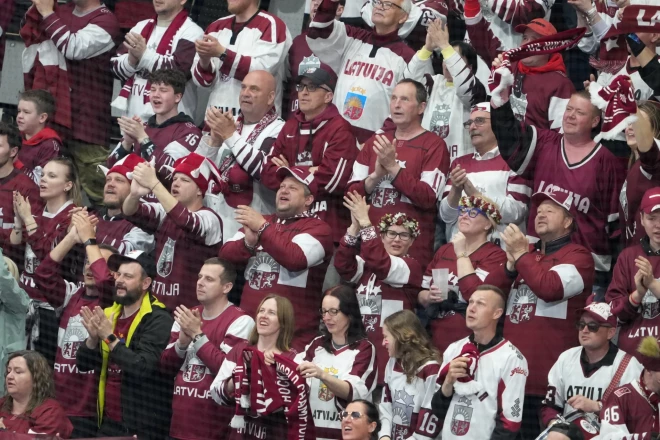 Latvijas līdzjutēji.