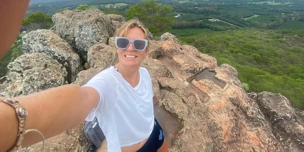Par spīti savai diagnozei, Mollija Makgoverna rada spēku aktīvam dzīvesveidam. Foto: ekrānuzņēmums no Instagram/ Molly McGovern