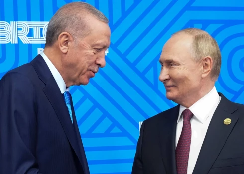 Президент России Владимир Путин встречается с президентом Турции Реджепом Тайипом Эрдоганом на полях саммита БРИКС в Казани 23 октября 2024 года. 