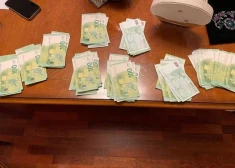 FOTO:  par hašiša un cigarešu kontrabandu lielā apmērā kriminālvajāšanai nodotas deviņas personas