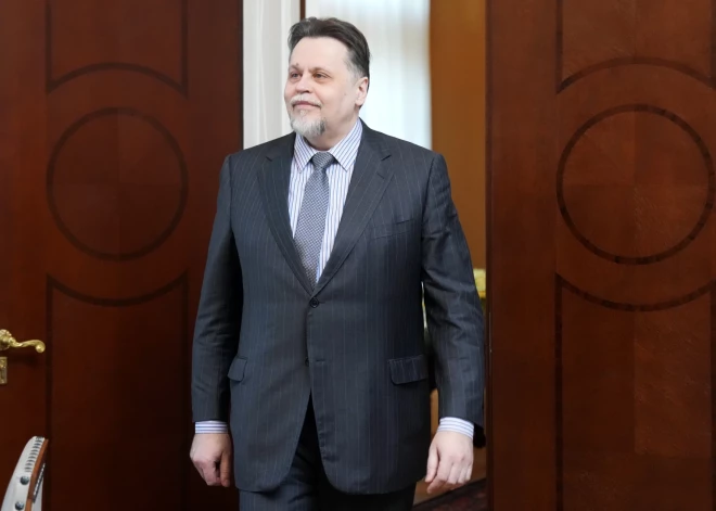 Strupišs atkārtoti apstiprināts Augstākās tiesas priekšsēdētāja amatā
