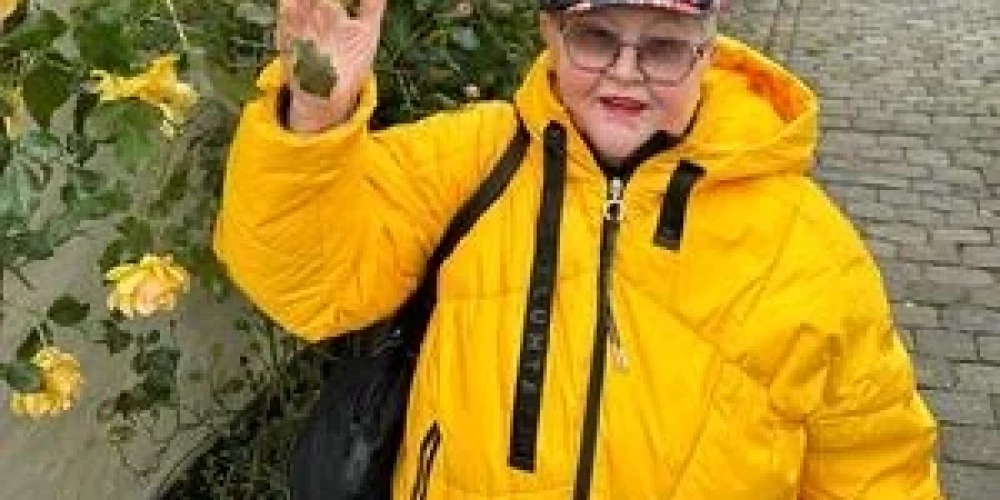 Lietišķās etiķetes un protokola konsultante.