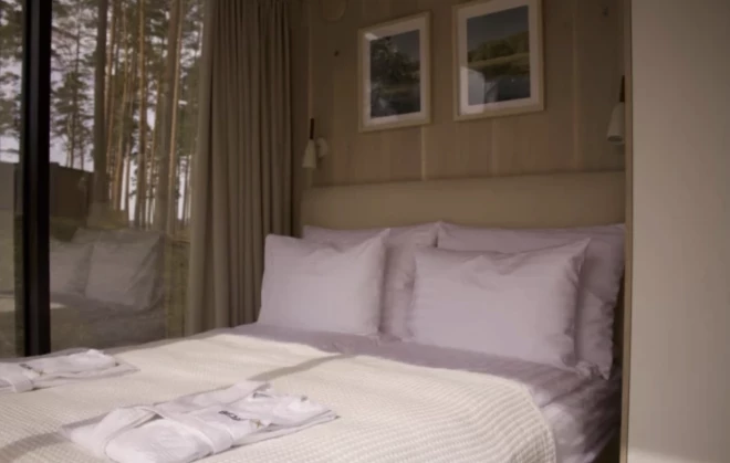 "Spoguļu mājiņas" Latvijā: jauns tūrisma trends.