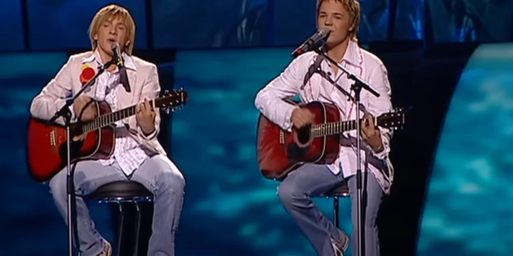 Valtera un Kažas izpildītā dziesma "The War Is Not Over" 2005. gadā "Eirovīzijas" finālā ieguva 5. vietu.