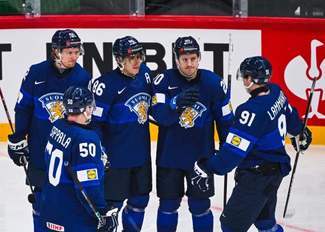 Somu līderi pirms mača pret Latviju saplosa gabalos slovēņus