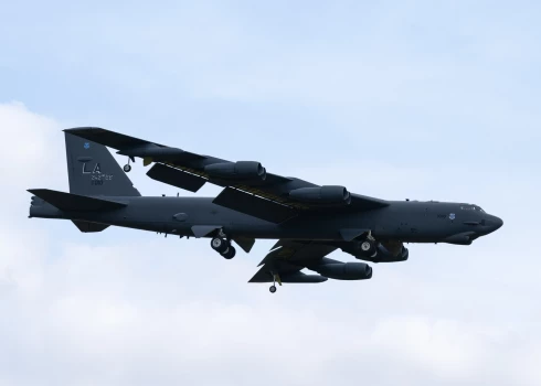 ASV Gaisa spēku stratēģisais bumbvedējs “B-52H Stratofortress”.