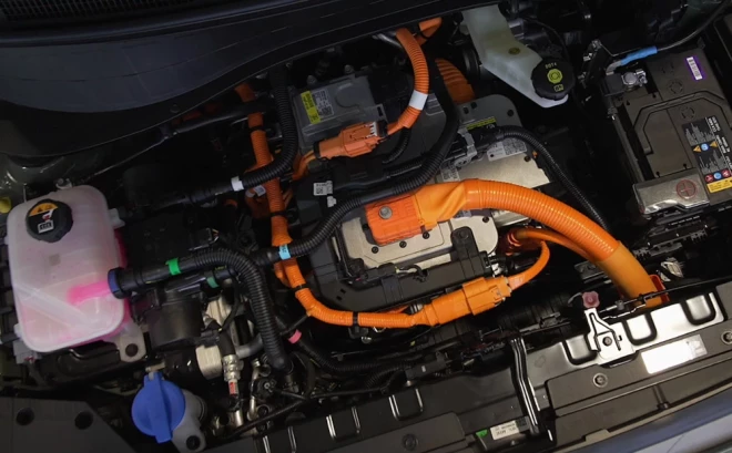 Automašīnas siltumsūkņa efektivitāte ir visai līdzīga mājas siltumsūknim.