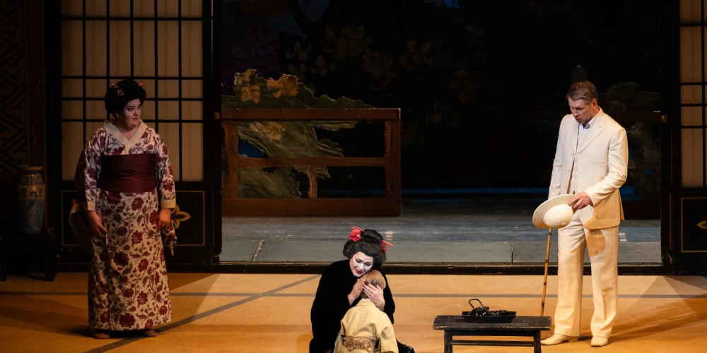 Džakomo Pučīni operas "Madama Butterfly" iestudējums Latvijas Nacionālajā operā pirmizrādi piedzīvoja 1925. gada 27. maijā.