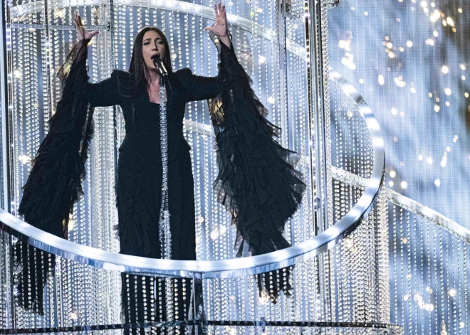 Izraēlas iekļūšana “Eirovīzijas” finālā izraisa protestus un kritiku — spāņu TV tiešraidē kritizē uzbrukumus Gazai