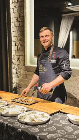 Renāra austeru meistarklase.